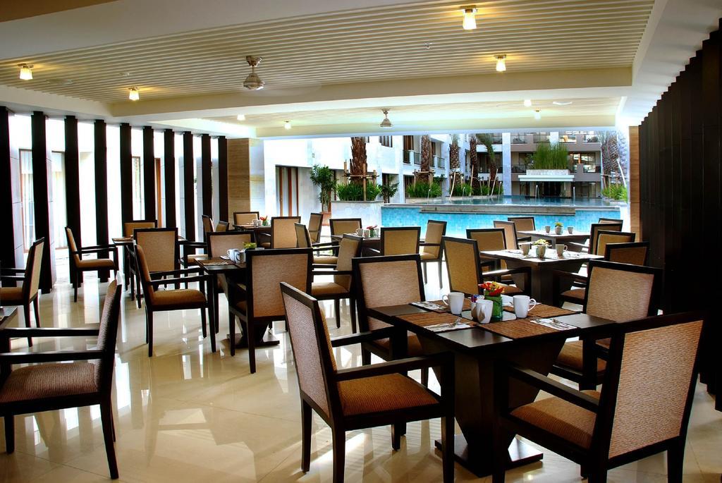 Aston Kuta Hotel And Residence Экстерьер фото